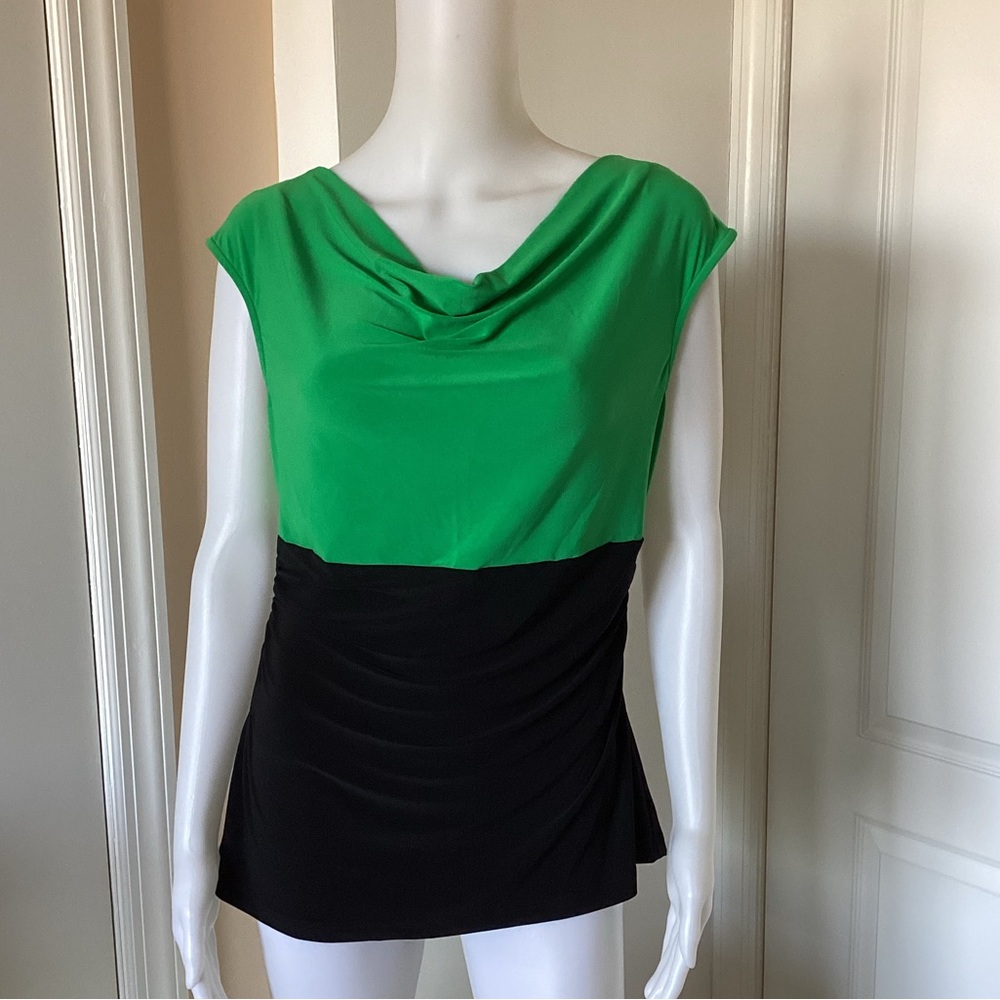 Chaus blouse.